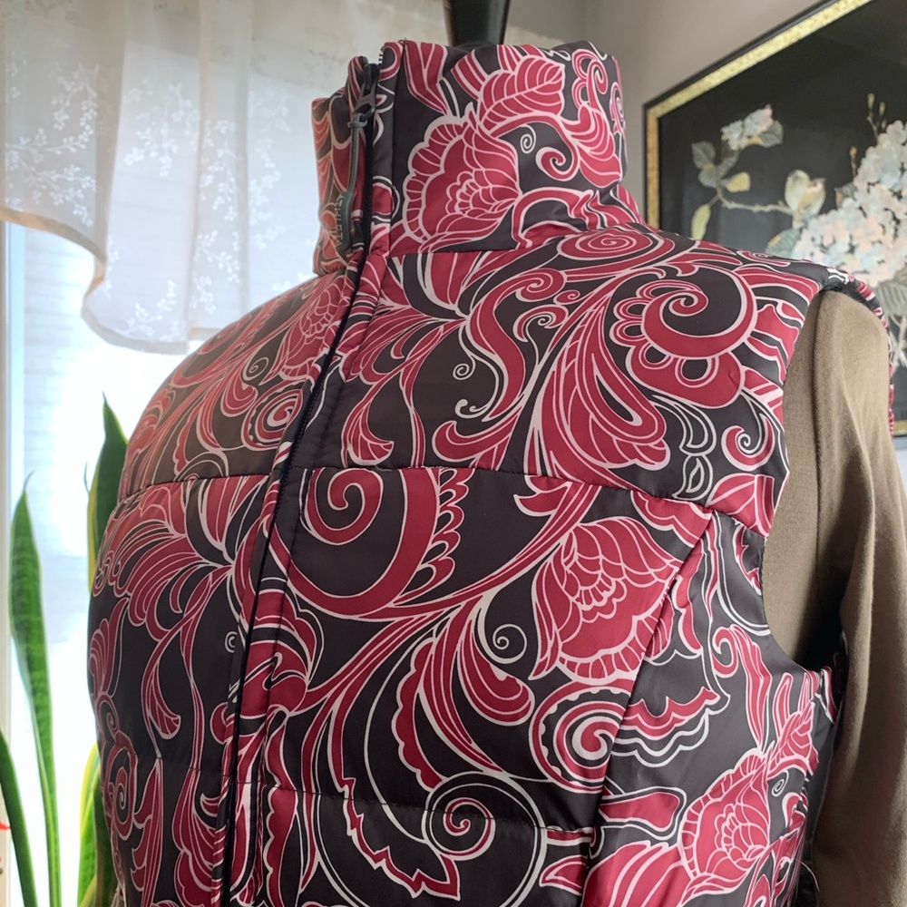 Athleta Floral Paisley Patterned Down Puffer Vest